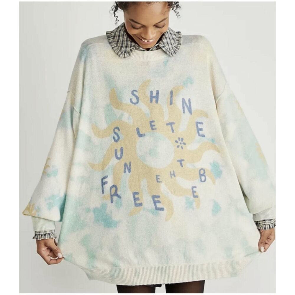 Free People XS Cosmos Ivory Oversized Sweatshirt Sweater Graphic Pullover